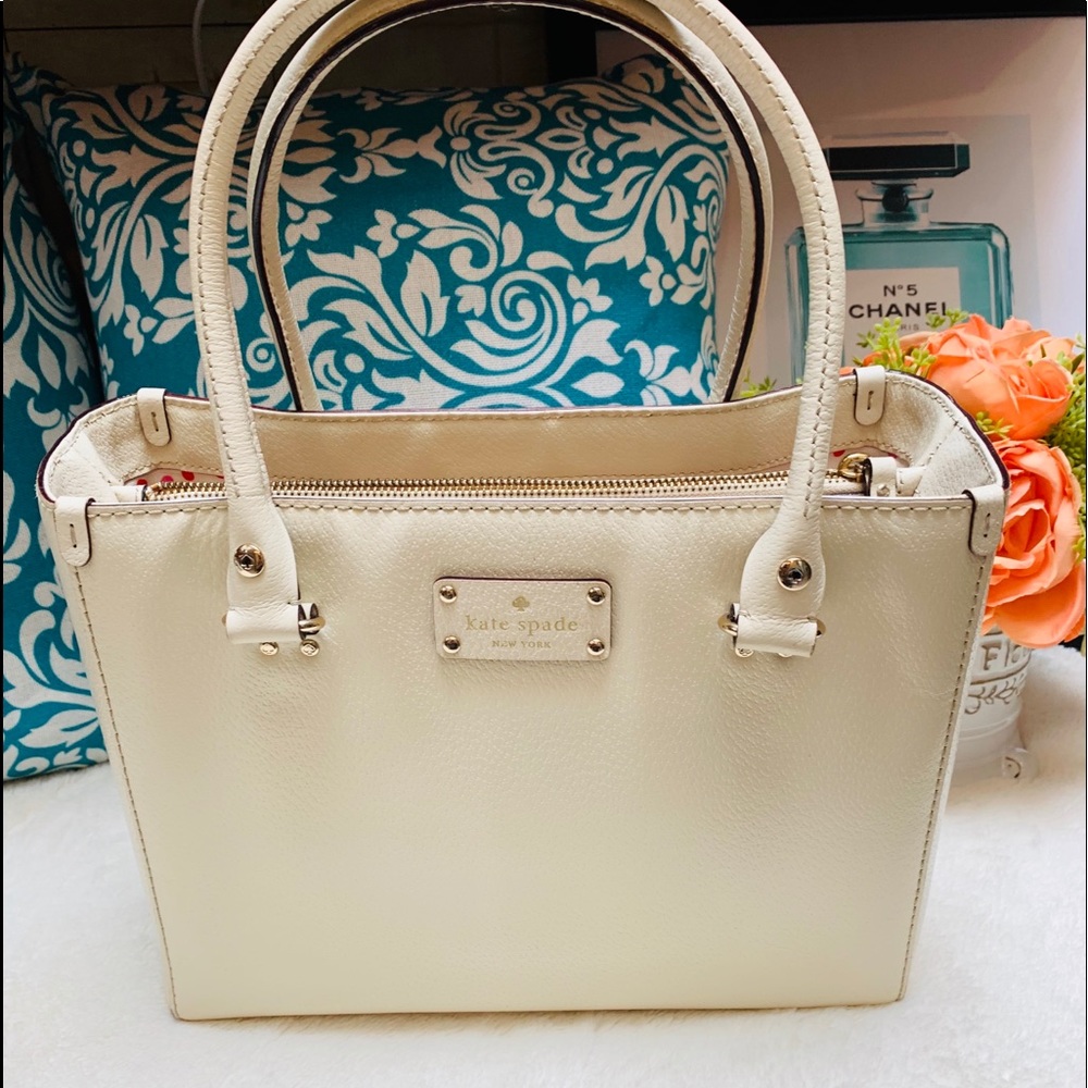 Kate Spade Ivory Leather Bag with Wallet - Picture 12 of 15